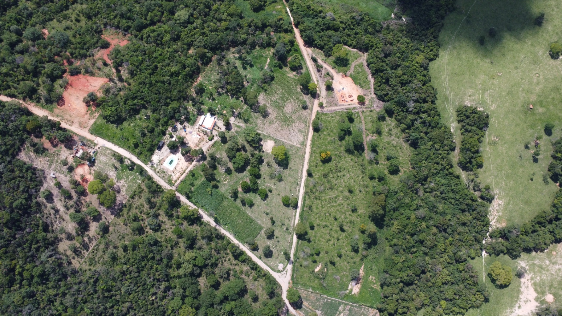 Lotes regularizados de 20.000m²